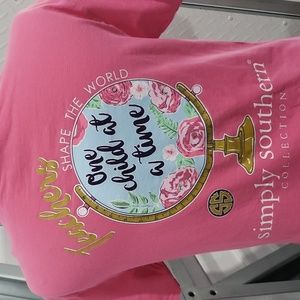 Simply Southern shirt‎ size Medium